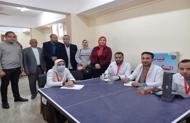 «حياة كريمة» .. قافلة سكانية شاملة بالتنسيق مع جامعة دمنهور بالدلنجات 
