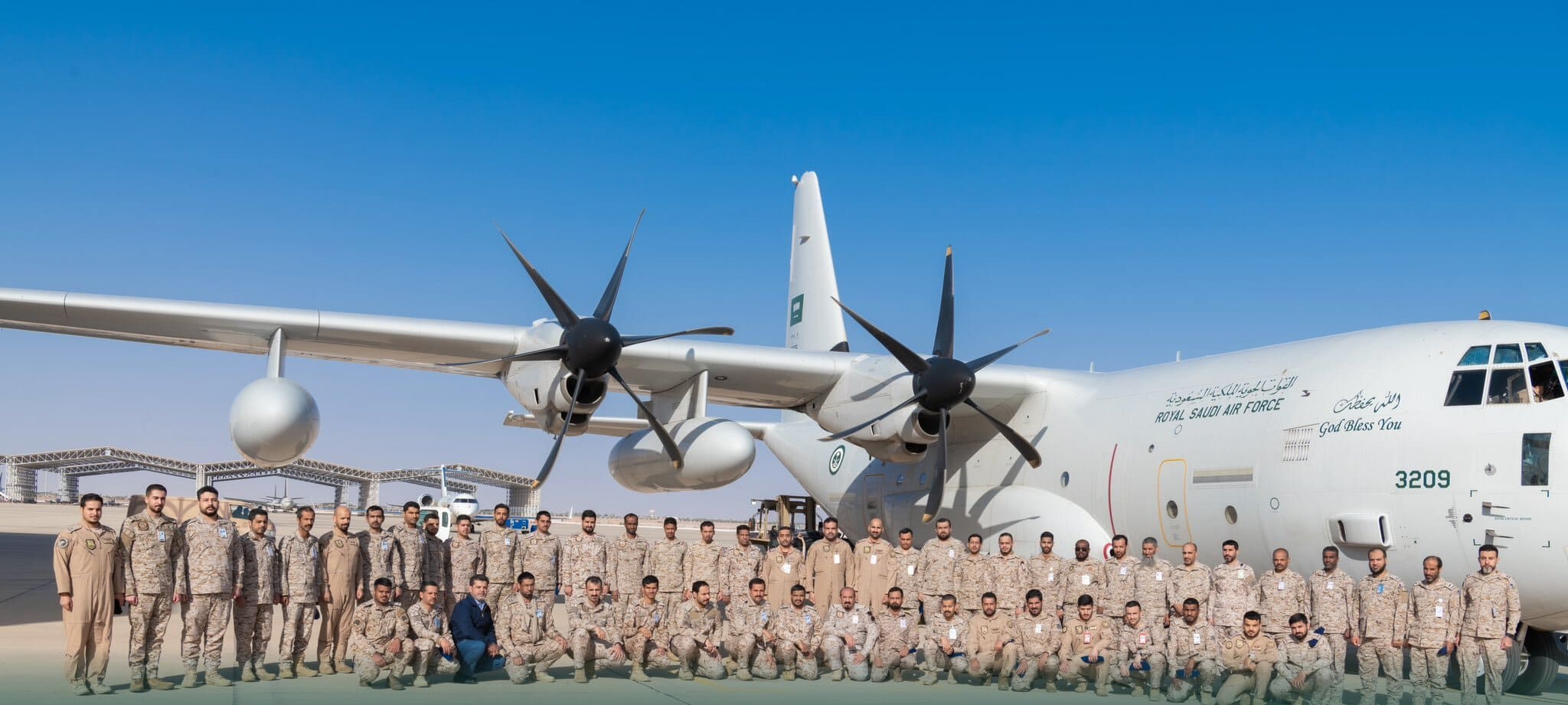 القوات الجوية السعودية تعلن مواصلة تدريباتها العسكرية في تمرين علم الصحراء بالإمارات
