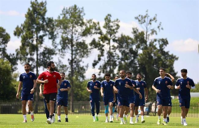الأهلي يؤدي تدريباته استعدادًا لمباراة القطن الكاميروني
