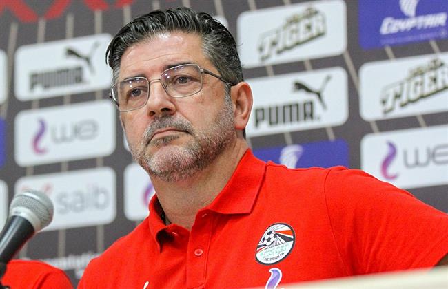 اتحاد الكرة يدرس تشكيل «منتخب الظل» بالتنسيق مع فيتوريا.. لهذا السبب