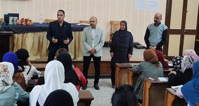 تعليم أسيوط: بدء تدريبات المعلمين الجدد لتدريب 30 ألف معلم