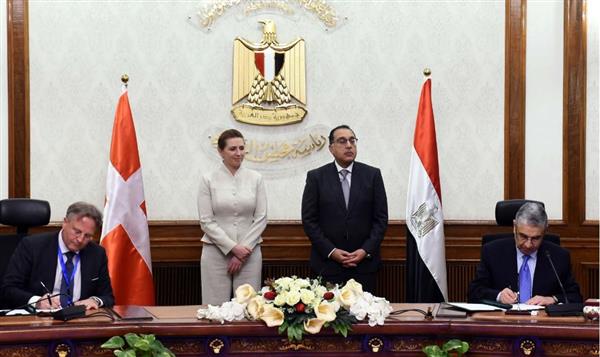 رئيسا وزراء مصر والدنمارك يشهدان توقيع تمديد اتفاقية التعاون القطاعي