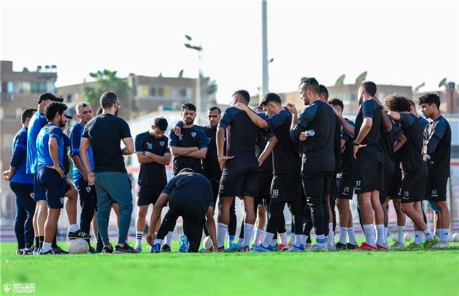 جلسه فنية بين فيريرا ولاعبي الزمالك وتحذيرات من تكرار الأخطاء