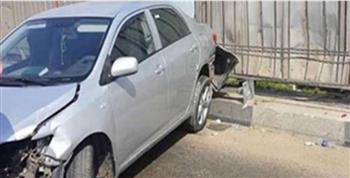   9 مصابين فى حادث اصطدام سيارة برصيف على صحراوى الإسماعيلية  