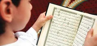   تثبت الحفظ وتوصل المعنى.. فوائد كتابة القرآن للأطفال