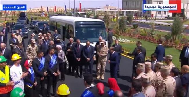 السيسى يفتتح مجمع مصانع الأسمدة الأزوتية بالعين السخنة