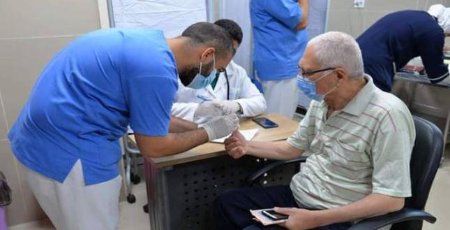 الصحة: تقديم الخدمات الطبية لـ 693 ألف مواطن ضمن برنامج «الرعاية الصحية المستمرة لكبار السن» 
