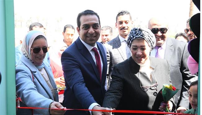 نائب محافظ قنا يشهد إفتتاح عدد من المشروعات المجتمعية بالعركي