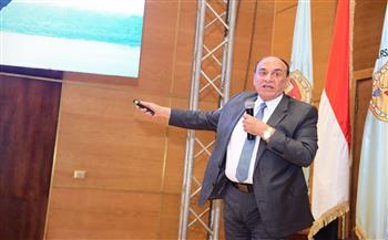   سمير فرج  يتحدث عن "معركة الوعي " بندوة نظمها طلاب من أجل مصر بجامعة سوهاج