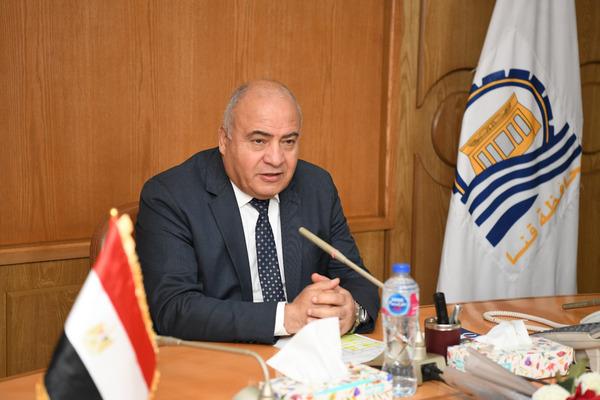 الكشف على 1341 مواطن فى قافلة طبية مجانية بنجع حمادي ضمن مبادرة «حياة كريمة»