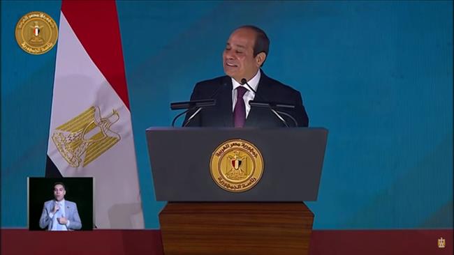 الرئيس السيسي :أجدد عهدي بالمضي قدما نحو المزيد من العمل والبناء وتجاوز الأزمات وتحقيق التنمية