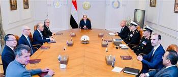 صحف القاهرة تبرز حرص مصر على تعزيز التعاون مع كبريات الشركات العالمية في إدارة الخطوط الملاحية