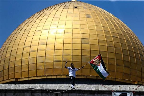 إصابة فلسطينيين برصاص الاحتلال الإسرائيلي خلال مواجهات بالخليل.. واعتقال شاب لرفعه العلم الفلسطيني بالأقصى