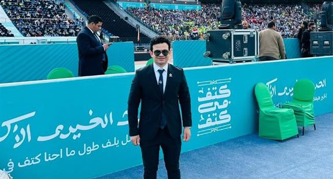 «الباز»: «كتف في كتف» تُعبر عن الإصرار على مواجهة التحديات
