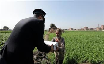   الداخلية تواصل فعاليات مبادرة «مأموري أقسام ومراكز الشرطة» لتوزيع العبوات الغذائية على الأسر الأكثر احتياجاً