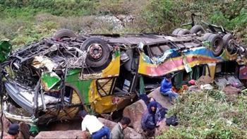 مصرع 17 وإصابة 25 جراء حادث تحطم حافلة في بنجلاديش