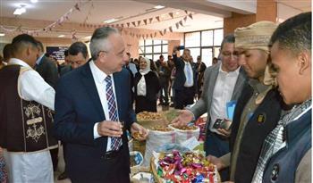 الغندور يشهد افتتاح معرض " أهلا رمضان والمنتجات السيوية" بتربية الإسكندرية