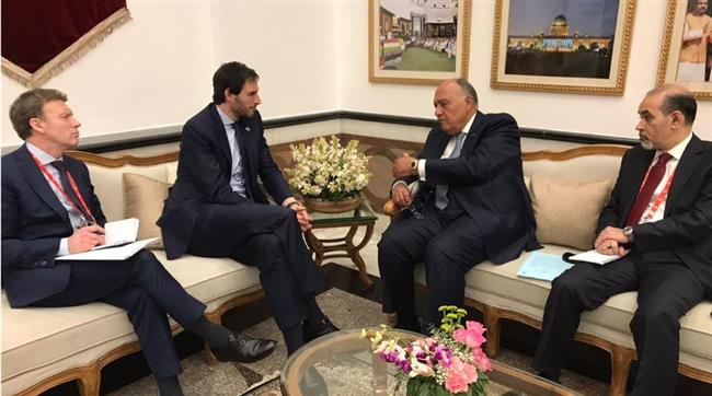 وزير الخارجية يبحث مع نظيره الهولندي سبل تعزيز العلاقات بين البلدين
