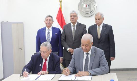 توقيع بروتوكول تعاون بين جامعة العلمين الدولية وجامعة وليام باترسون وكلية أوشن كاونتي