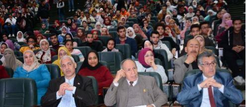 جامعة أسيوط تشهد فاعليات ندوة المشاركة الطلابية فى مشروع محو الأمية وتعليم الكبار
