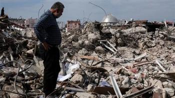   الهلال الاحمر الكويتي يوزع مساعدات غذائية وعينية على الفلسطينيين النازحين بعد زلزال تركيا