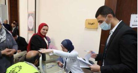 محافظة القاهرة تنظم حملة "عينك أمانة" للعاملين بالديوان العام والأحياء