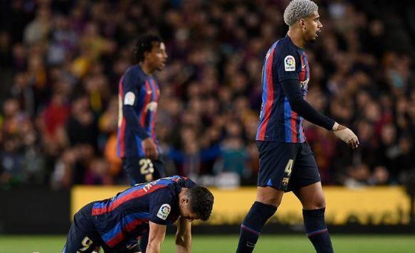 لاعب برشلونة مهدد بالغياب عن كلاسيكو الكأس