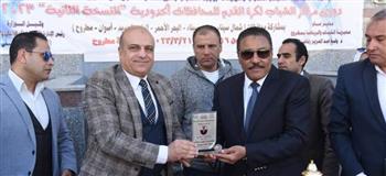   وزير الرياضة يهنئ مركز شباب العُميد بعد تتويجه بدورى مراكز شباب المحافظات الحدودية