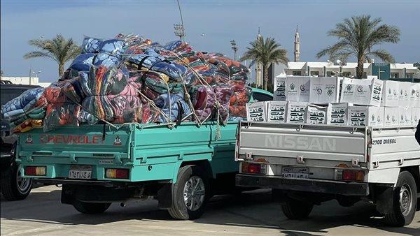 بني سويف تستقبل قافلة مواد غذائية ضمن المبادرة الرئاسية «كتف في كتف»