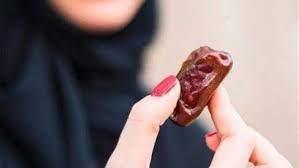 هل الإفرازات البنية اللون قبل الدورة تفطر في رمضان؟ الإفتاء ترد