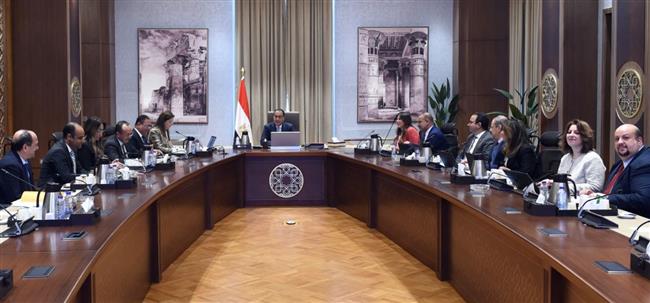 رئيس الوزراء يستكمل استعراض مقترح الخطة الاستثمارية للعام المالي 2023- 2024