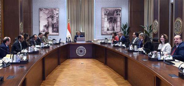 رئيس الوزراء يستكمل استعراض مقترح الخطة الاستثمارية للعام المالي 2023- 2024