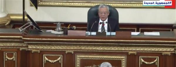 عضو اللجنة التشريعية بمجلس النواب: التوقيت الصيفى ليس اختراعا مصريا.. ومعمول به منذ 111 عاما