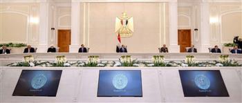   شاهد| اجتماع الرئيس السيسي مع الحكومة بمقر القيادة الاستراتيجية بالعاصمة الإدارية الجديدة