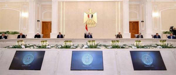 شاهد| اجتماع الرئيس السيسي مع الحكومة بمقر القيادة الاستراتيجية بالعاصمة الإدارية الجديدة