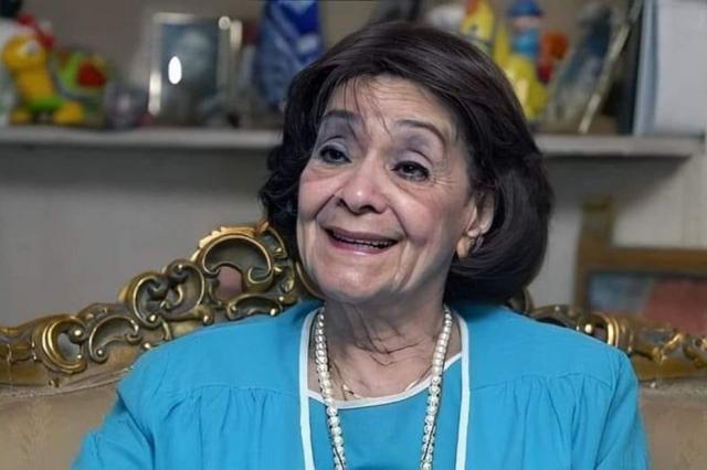 اليوم.. تشييع جثمات «أبله فضيلة» في كندا وعلم مصر يزين قبرها