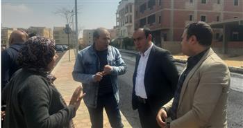 رئيس جهاز الشروق: جارٍ الإنتهاء من رصف الطرق الداخلية بالمنطقة الثانية عمارات بالمدينة  