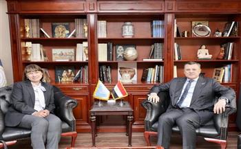   وزير السياحة والمنسق المُقيم للأمم المتحدة في مصر يبحثان سبل تعزيز التعاون في مجال السياحة والآثار