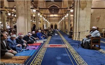 وكيل الأزهر الأسبق يدعو المسلمين إلى البعد عن الملهيات في رمضان