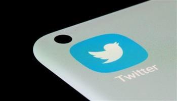 قيمة منصة تويتر انخفضت النصف خلال 4 أشهر