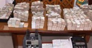 التحقيق مع نصاب استولى على 5 ملايين جنيه من مواطنين بزعم توظيفها بالعقارات