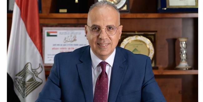 سويلم يتابع أعمال تأهيل الترع وتدبير أراضى من منافع الرى بمراكز "حياه كريمة"