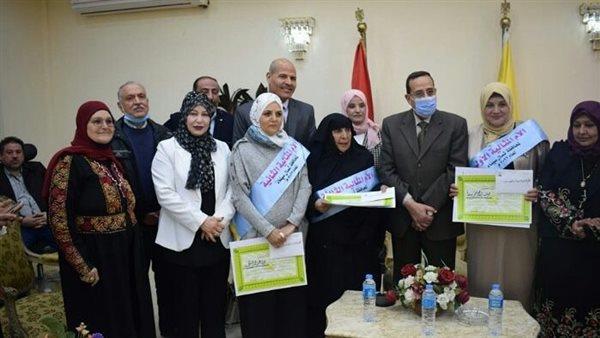 محافظ شمال سيناء يكرم اليوم الأمهات المثاليات 