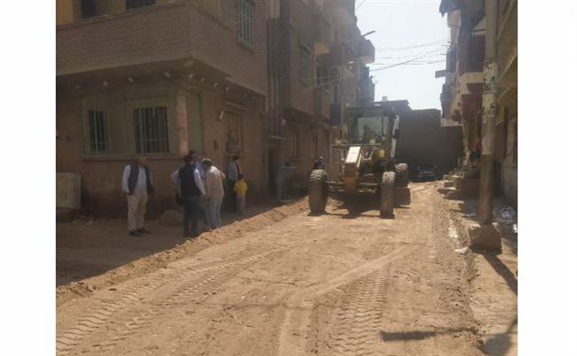 محافظ أسيوط يعلن رصف شوارع مدينة أبوتيج 