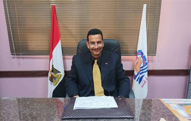 تعليم نجع حمادي: استلام المبالغ المالية المخصصة لصرف مكافآت امتحانات الثانوية العامة والدبلومات الفنية 