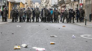   فرنسا.. صدامات عنيفة فى باريس بين المتظاهرين والأمن