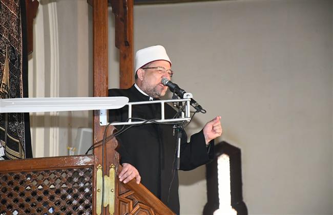 بمناسبة العيد القومي .. وزير الأوقاف و محافظ قنا يشهدان نقل شعائر صلاة الجمعة من مسجد القنائي