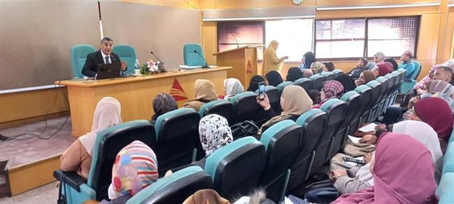 «سيكولوجية ذوى الاحتياجات الخاصة وكيفية التعامل مع طلاب الدمج» بمكتبة مصر العامة بدمنهور
