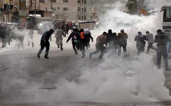   إصابات بالاختناق خلال مواجهات مع الاحتلال الإسرائيلي في «نابلس»