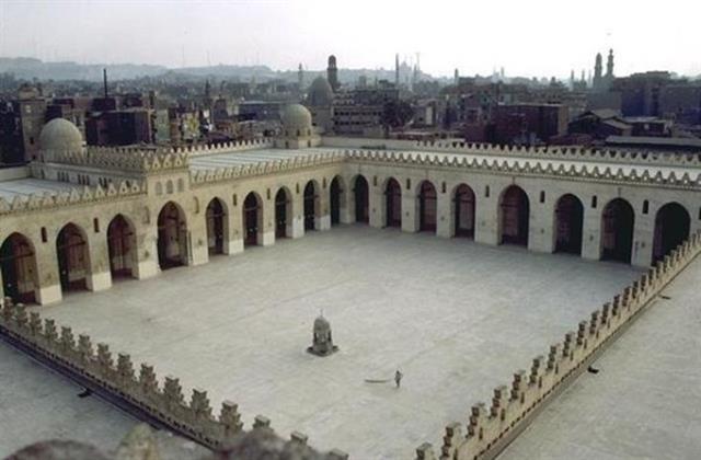 «الحاكم بأمر الله» يستعيد رونقه